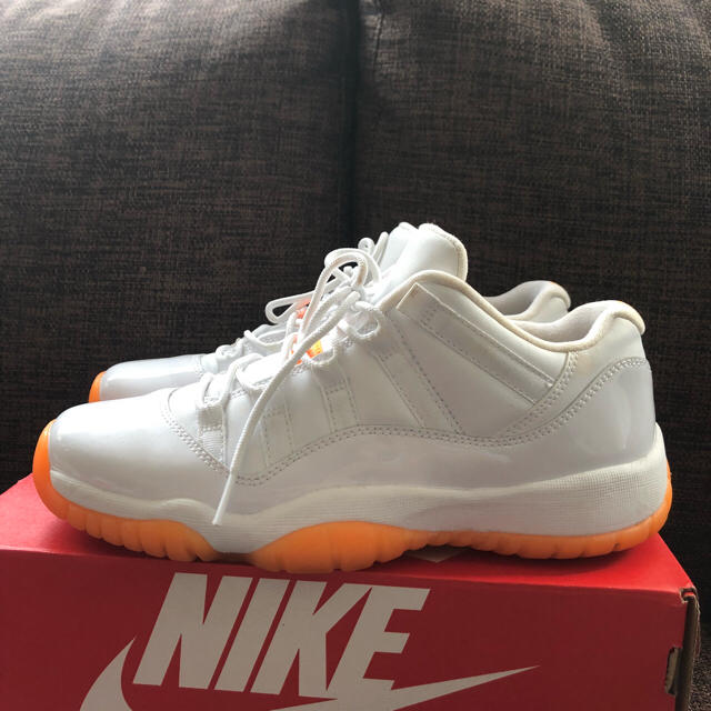 NIKE AIR  jordan 11 レディース  24.5