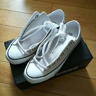 コンバース(CONVERSE)のコンバース  グレージュ   新品(スニーカー)