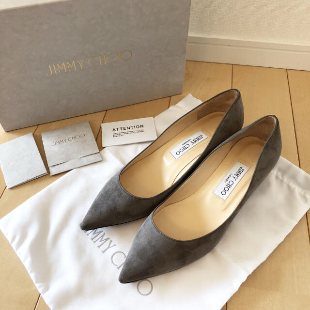 JIMMY CHOO(ジミーチュウ)の超美品❤️ JIMMY CHOO スエードパンプス 37 レディースの靴/シューズ(ハイヒール/パンプス)の商品写真