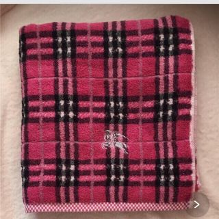 バーバリー(BURBERRY)の【でぶりん様専用】バーバリー❤️新品未使用 ピンクバスタオル・フェイスタオル2点(その他)