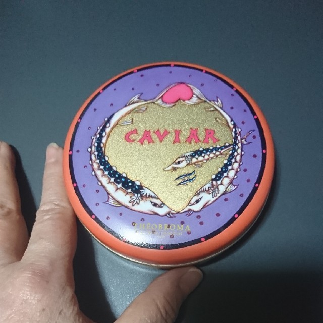 テオブロマ(caviar)の空き缶 インテリア/住まい/日用品のインテリア小物(小物入れ)の商品写真