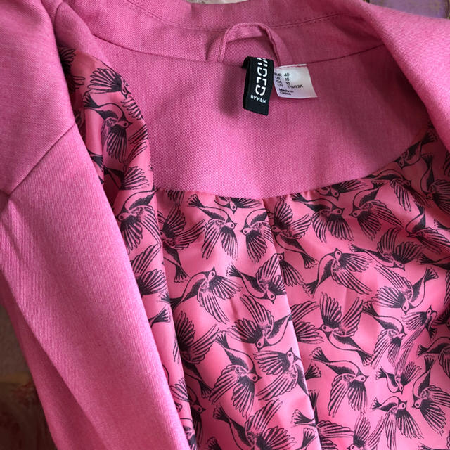 H&M(エイチアンドエム)の★ H&M ピンク ジャケット ★ レディースのジャケット/アウター(テーラードジャケット)の商品写真