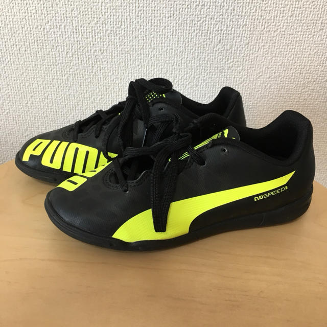 PUMA(プーマ)の専用！！！！！ キッズ/ベビー/マタニティのキッズ靴/シューズ(15cm~)(スニーカー)の商品写真