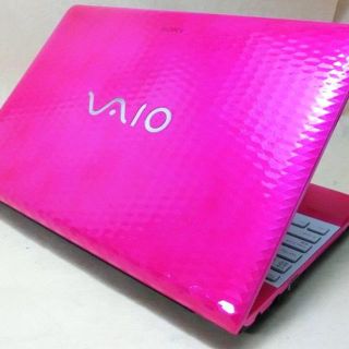 ソニー(SONY)の綺麗で可愛い！ピンクのVAIO(ノートPC)