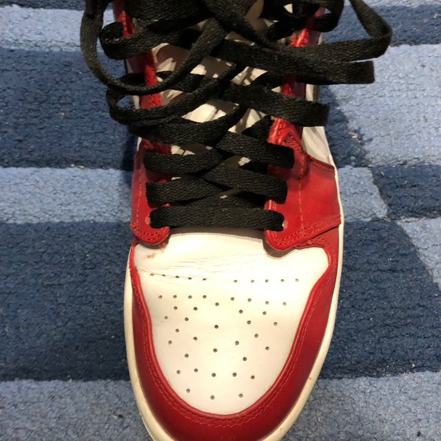 NIKE(ナイキ)のNIKE AIR JORDAN 1 Chicago retro メンズの靴/シューズ(スニーカー)の商品写真