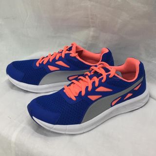 プーマ(PUMA)の新品 在庫処分品 レディース 23.5cm ランニングシューズ 箱付き(スニーカー)