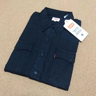 リーバイス(Levi's)の【新品 未使用】Levi’s デニム シャツ Mサイズ(Gジャン/デニムジャケット)