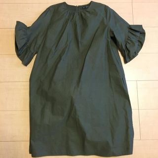 ザラ(ZARA)のZARA美品♡袖フリルワンピース(ひざ丈ワンピース)