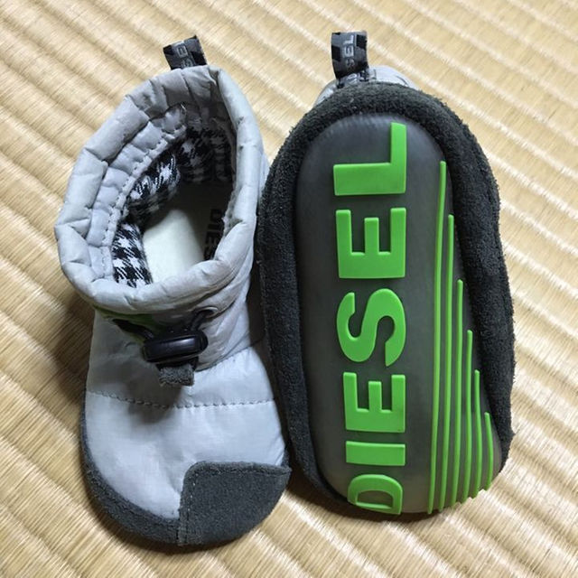 DIESEL(ディーゼル)の他サイトにて売り切れました。DIESELベビーシューズ キッズ/ベビー/マタニティのキッズ/ベビー/マタニティ その他(その他)の商品写真