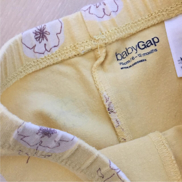 babyGAP(ベビーギャップ)のbaby GAP 花柄レギンス 70 キッズ/ベビー/マタニティのベビー服(~85cm)(パンツ)の商品写真