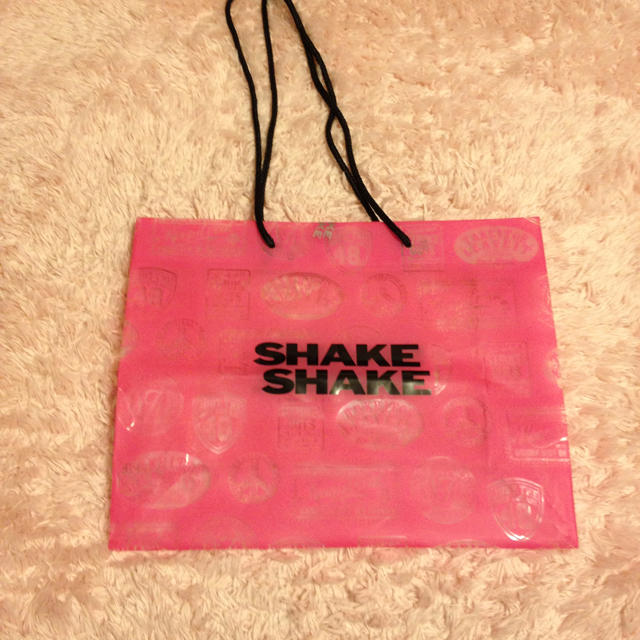SHAKE SHAKE(シェイクシェイク)のSHAKE SHAKE ショップ袋 レディースのバッグ(ショップ袋)の商品写真