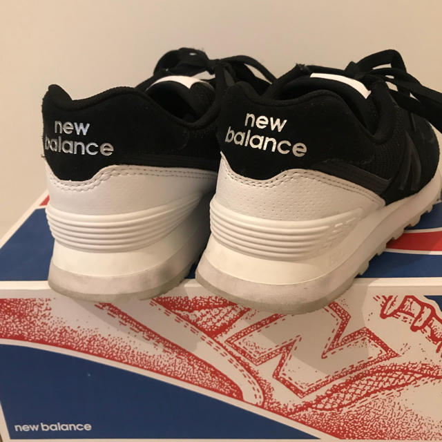 New Balance(ニューバランス)のニューバランス ML574 (現行モデル まるこさん専用 レディースの靴/シューズ(スニーカー)の商品写真