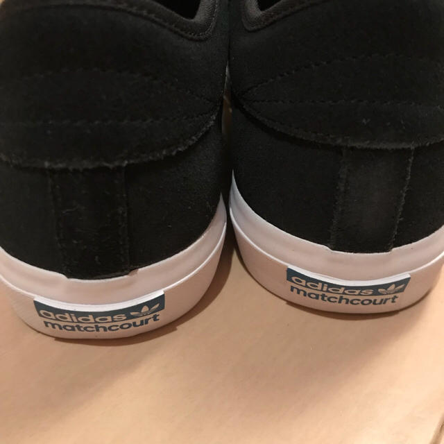 adidas(アディダス)のadidas matchcourt メンズの靴/シューズ(スニーカー)の商品写真