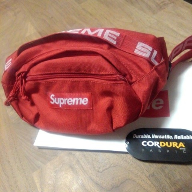 Supreme ウエストバッグ シュプリーム Supreme ウエストバッグ シュプリーム