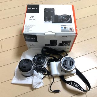 ソニー(SONY)のミラーレス一眼 SONY α5000 美品 レンズセット(ミラーレス一眼)