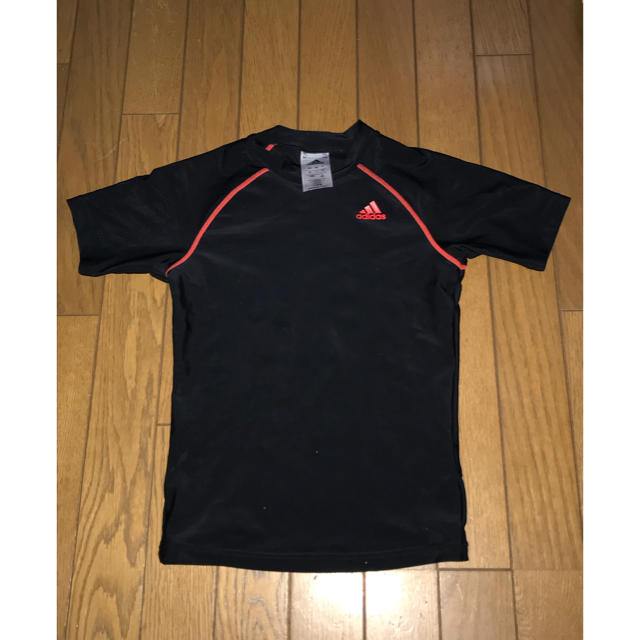 adidas(アディダス)のadidas ラッシュガード キッズ/ベビー/マタニティのキッズ服男の子用(90cm~)(水着)の商品写真