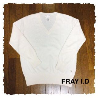 フレイアイディー(FRAY I.D)のFRAY I.D カシミヤ100%ニット(ニット/セーター)