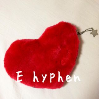 イーハイフンワールドギャラリー(E hyphen world gallery)のふかふかハートポーチ♡(ポーチ)