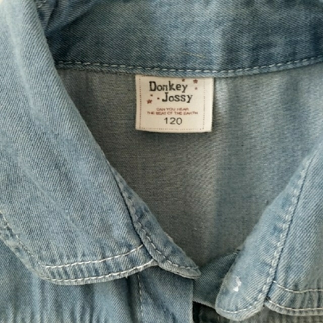 Donkey Jossy(ドンキージョシー)のDonkey Jossy  女の子　デニムシャツ　size120㎝ キッズ/ベビー/マタニティのキッズ服女の子用(90cm~)(Tシャツ/カットソー)の商品写真