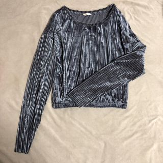ザラ(ZARA)のZARAトップス(カットソー(長袖/七分))