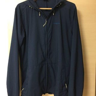 パタゴニア(patagonia)のパタゴニア　パーカ　薄手　軽量　フルジップ(パーカー)