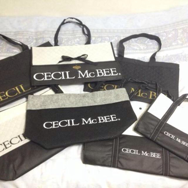 CECIL McBEE(セシルマクビー)のCECILMcBEEショッパー7点セット レディースのバッグ(ショップ袋)の商品写真