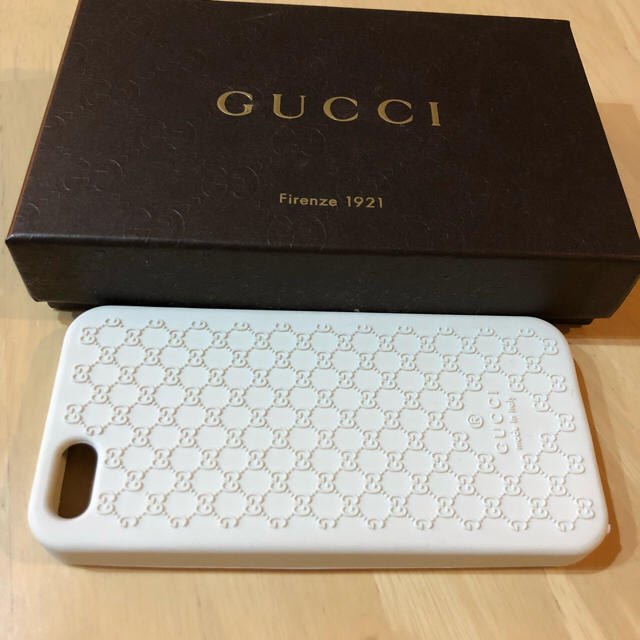 Gucci(グッチ)のGUCCI 未使用 iPhoneケース GG柄 スマホ/家電/カメラのスマホアクセサリー(iPhoneケース)の商品写真