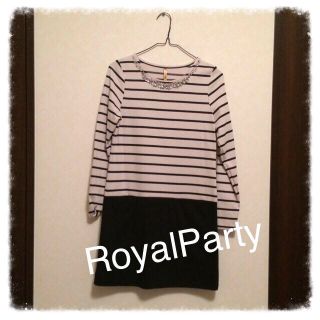 ロイヤルパーティー(ROYAL PARTY)のROYALPARTY ビジュー付きワンピ(ひざ丈ワンピース)