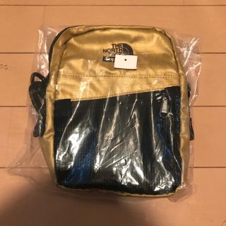 シュプリーム(Supreme)のsupreme  the north face ショルダーバック(ショルダーバッグ)