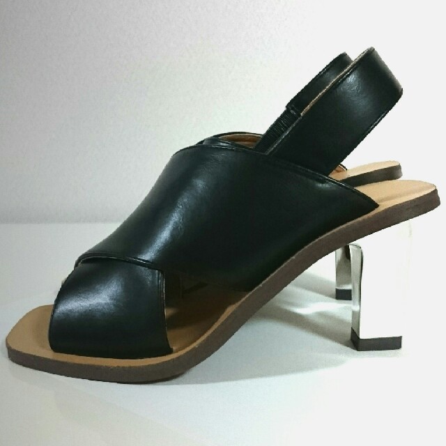 Mila Owen(ミラオーウェン)の新品◆Mila owen クロスサンダル 36(23㎝) レディースの靴/シューズ(ハイヒール/パンプス)の商品写真