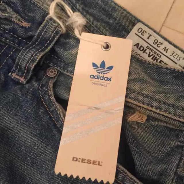 未使用☆8000円も値引き☆adidas×DISEL コラボジーンズ