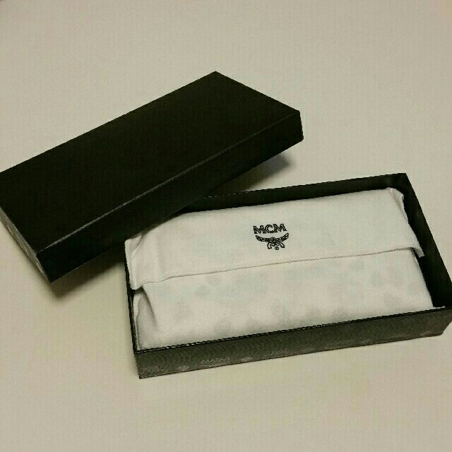 MCM - jjjjjjjj様 新品・MCM LOVELESS コラボ 長財布の通販 by kitty's