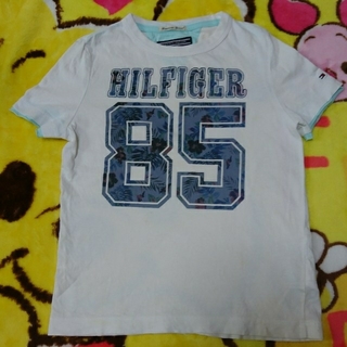 トミーヒルフィガー(TOMMY HILFIGER)のTOMMY HILFIGER Tシャツ 白地 サイズ104(100cm)(Tシャツ/カットソー)
