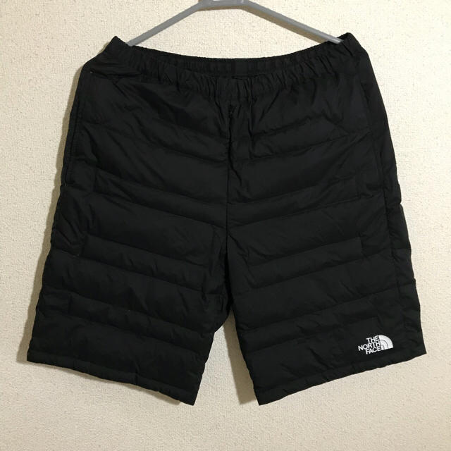 THE NORTH FACE(ザノースフェイス)のノースフェイス ダウンハーフパンツ 美品 THE NORTH FACE メンズのパンツ(ショートパンツ)の商品写真