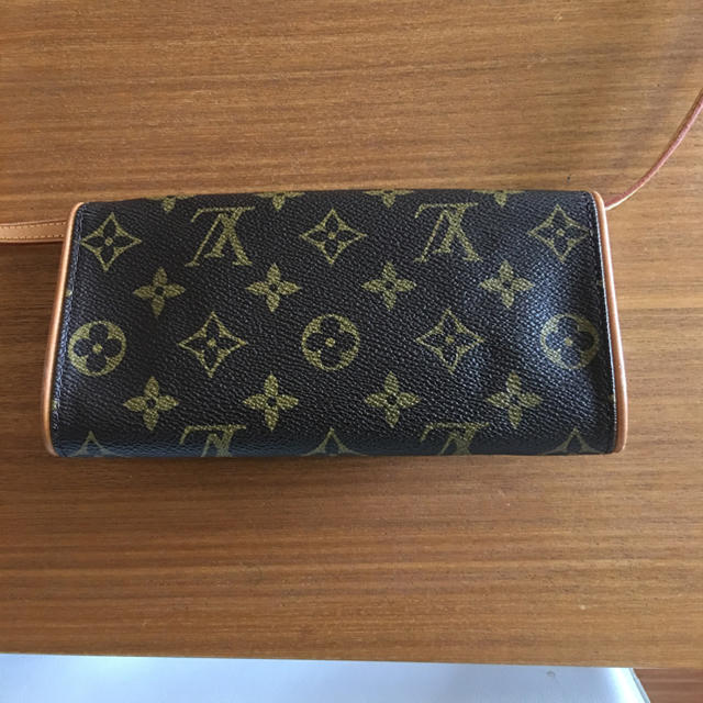 LOUIS VUITTON(ルイヴィトン)のルイヴィトンポシェット レディースのバッグ(ショルダーバッグ)の商品写真