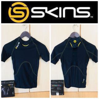 スキンズ(SKINS)の【美品☆最高峰モデル】SKINS A400 メンズ ショートスリーブトップ XS(Tシャツ/カットソー(半袖/袖なし))