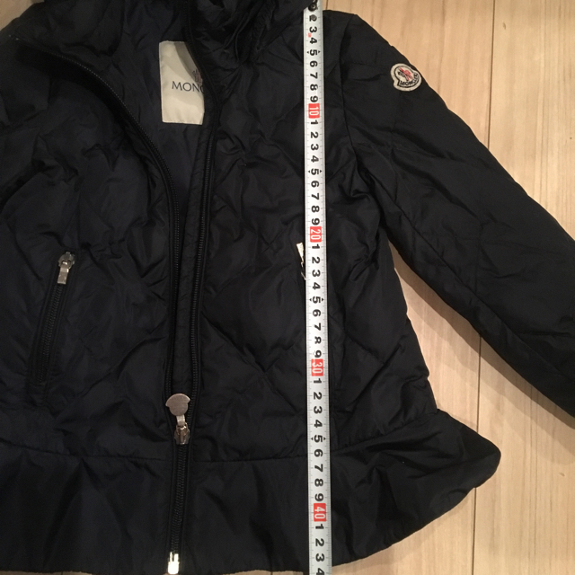 MONCLER(モンクレール)の希少 モンクレール フリルダウン VOUGLETTE、ボンポワンブラウス キッズ/ベビー/マタニティのキッズ服女の子用(90cm~)(コート)の商品写真