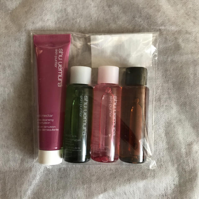 shu uemura(シュウウエムラ)の新品未使用 シュウウエムラ オイル クレンジング サンプル コスメ/美容のスキンケア/基礎化粧品(クレンジング/メイク落とし)の商品写真