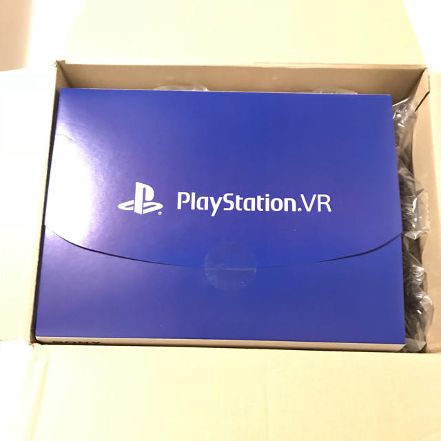 PlayStation VR(プレイステーションヴィーアール)のsakura様 専用 送料無料 PS VR カメラ同梱版 エンタメ/ホビーのゲームソフト/ゲーム機本体(家庭用ゲーム機本体)の商品写真