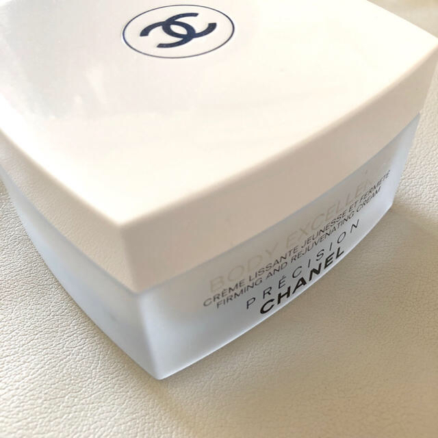 CHANEL(シャネル)のJinju様専用ページ　CHANEL ボディエクセレンス コスメ/美容のボディケア(ボディクリーム)の商品写真