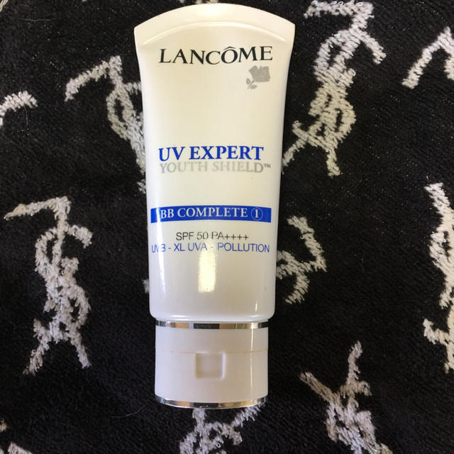 LANCOME(ランコム)のLANCOME UVエクスペールBB スタンダードBB 30ml 残り7割 コスメ/美容のベースメイク/化粧品(ファンデーション)の商品写真