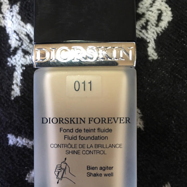 Christian Dior(クリスチャンディオール)のディオールスキン フォーエヴァー フルイド 011  コスメ/美容のベースメイク/化粧品(ファンデーション)の商品写真