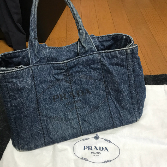 最終値下げ！！PRADA カナパ トート Mサイズ