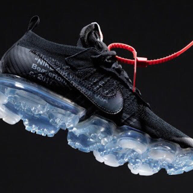 NIKE(ナイキ)のNIKE AIR VAPOR MAX OFF WHITE オフホワイト10.5  メンズの靴/シューズ(スニーカー)の商品写真