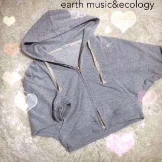 アースミュージックアンドエコロジー(earth music & ecology)のearth フード刺繍ドルマンパーカー(パーカー)