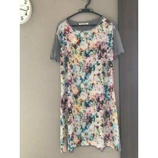 ユナイテッドアローズ(UNITED ARROWS)の花柄 Ｔシャツ ワンピース(ひざ丈ワンピース)