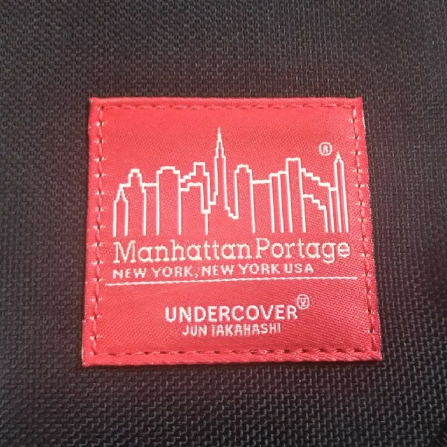 UNDERCOVER(アンダーカバー)のUNDERCOVER×ManhattanPortage メッセンジャーバック黒 メンズのバッグ(メッセンジャーバッグ)の商品写真