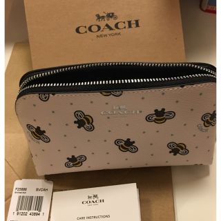 コーチ(COACH)の日本 未入荷  新品 ミツバチ柄 化粧ポーチ (ポーチ)