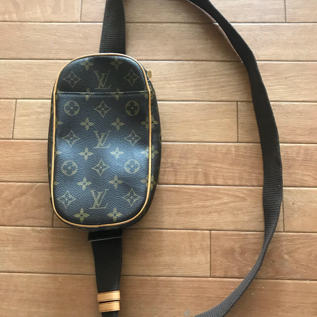 LOUIS VUITTON(ルイヴィトン)のルイヴィトン モノグラム メンズのバッグ(ボディーバッグ)の商品写真