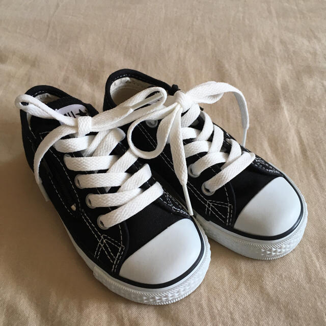 CONVERSE(コンバース)のらんまる 様専用☆ キッズ/ベビー/マタニティのキッズ靴/シューズ(15cm~)(スニーカー)の商品写真